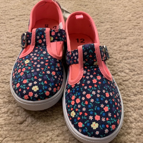 CARTERS floral print shoes - Picture 1 of 4